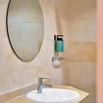 Banus Luxury - Prime Location And Free Parking 마르베야