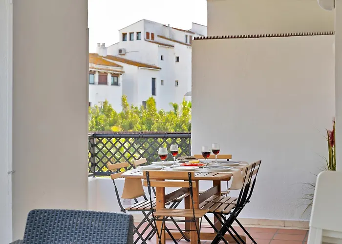Banus Luxury - Prime Location And Free Parking Apartment